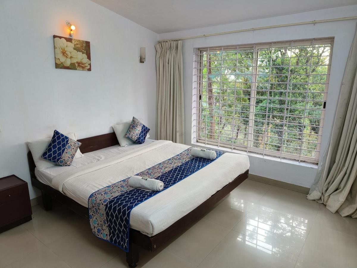 Red Stone Villas Coorg 马迪凯里 外观 照片