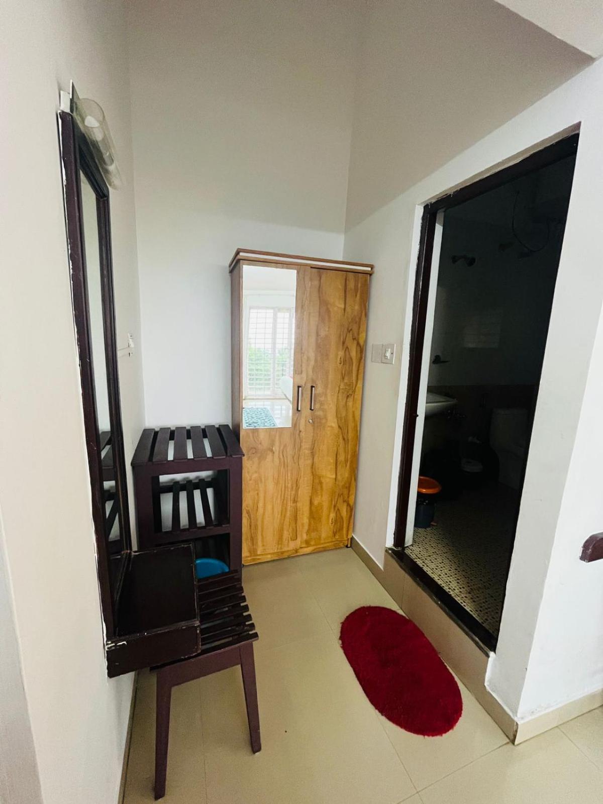 Red Stone Villas Coorg 马迪凯里 外观 照片